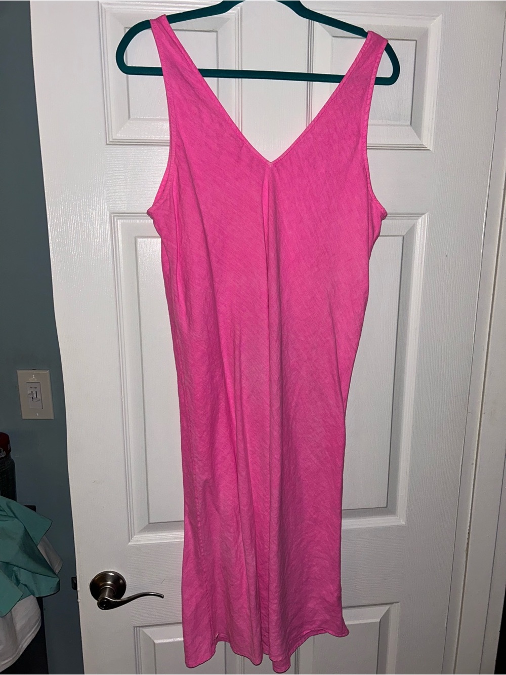 Lilly Pulitzer Linen Hot Pink V-Neck Tank Top. Size Large.